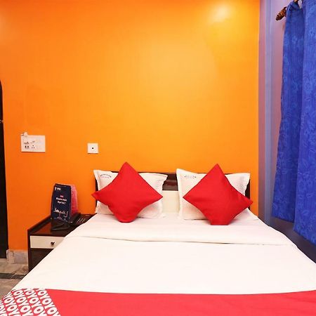 Oyo 23364 Kolkata Hcn Guest House Εξωτερικό φωτογραφία